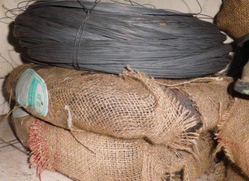 Kawat Bendrat Roll 20kg