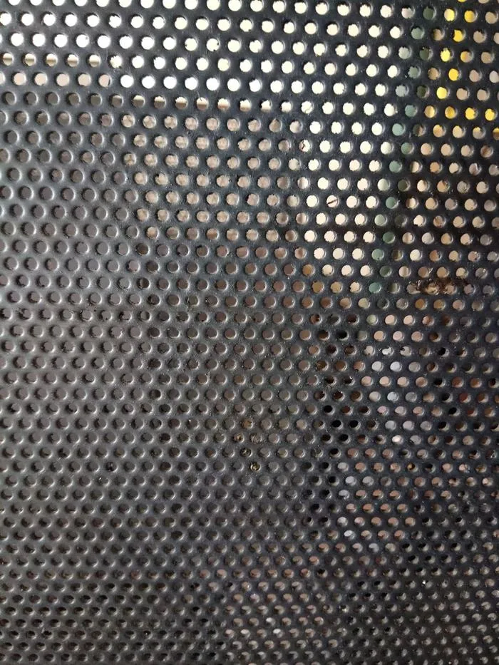 Perforated 8x0.8x4x8